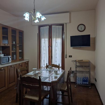 Апартаменти Due Passi In Val Di Chiana Ареццо Екстер'єр фото